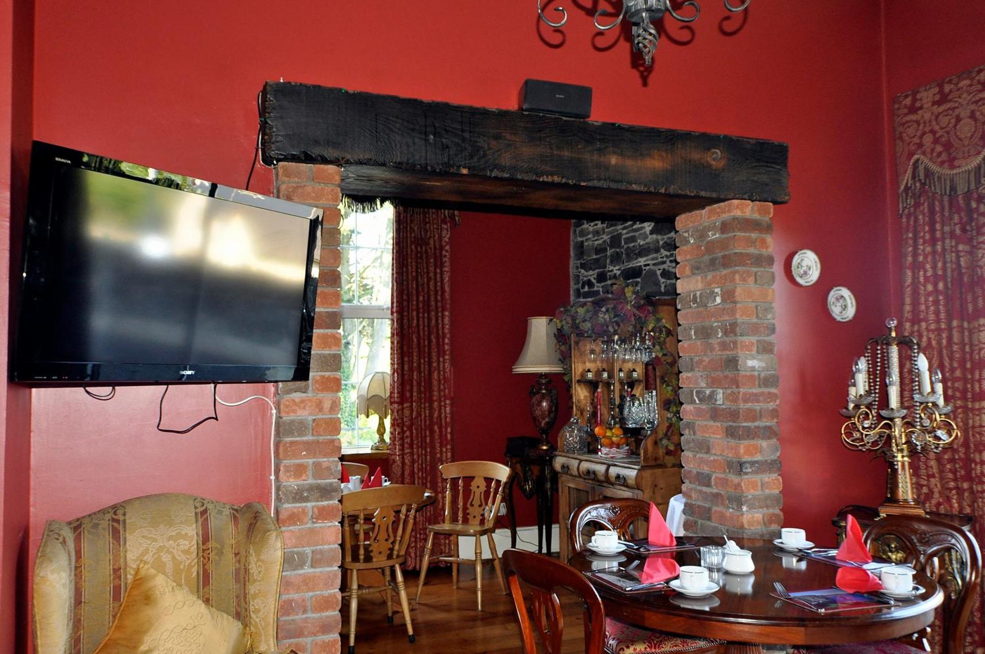 Highfield House Guesthouse Трим Екстериор снимка