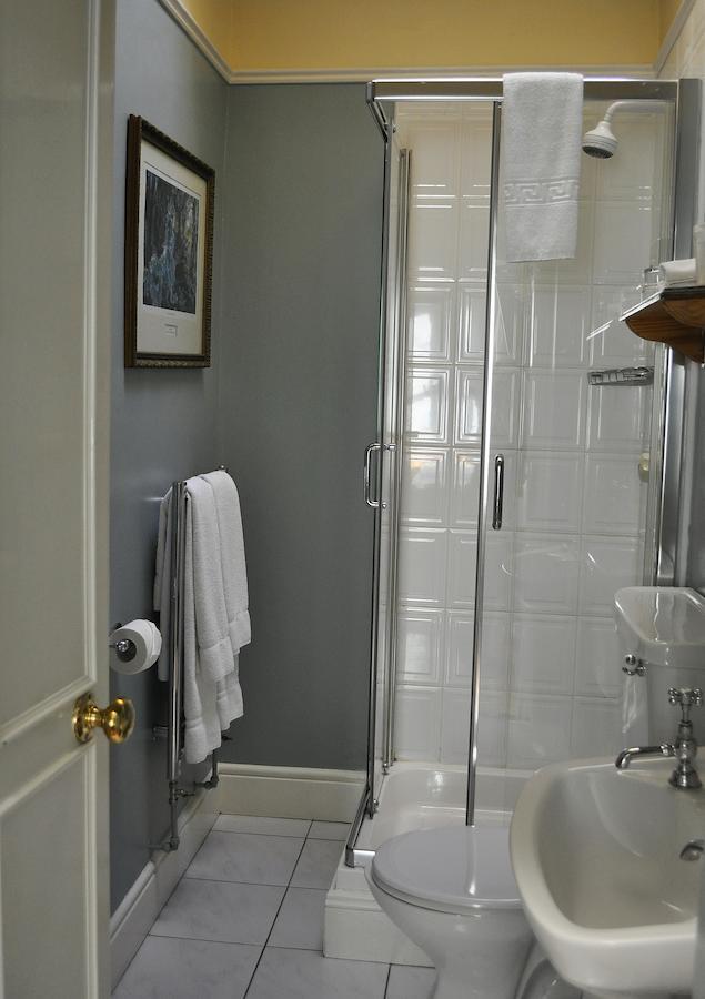 Highfield House Guesthouse Трим Стая снимка