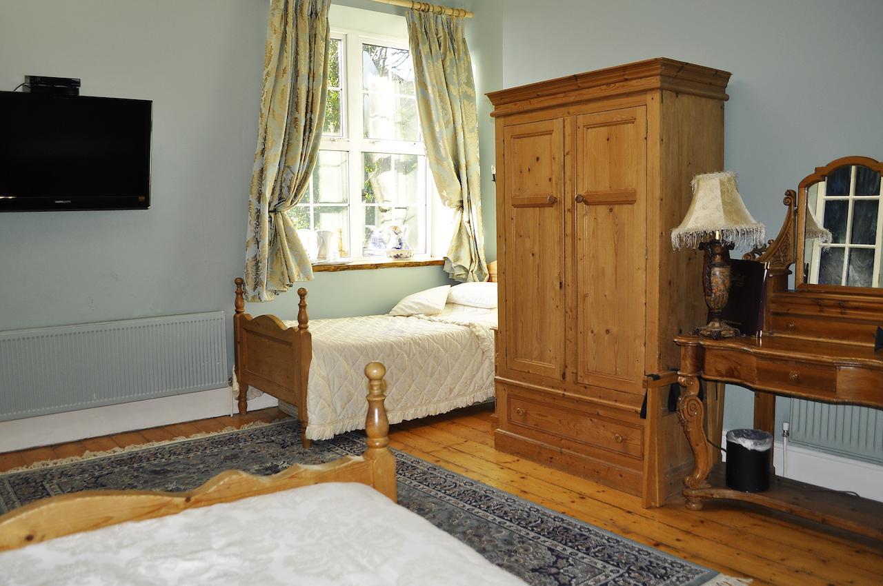 Highfield House Guesthouse Трим Стая снимка